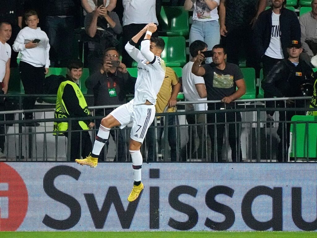 Ronaldo Cetak Gol, Manchester United Tekuk Sheriff 3-0