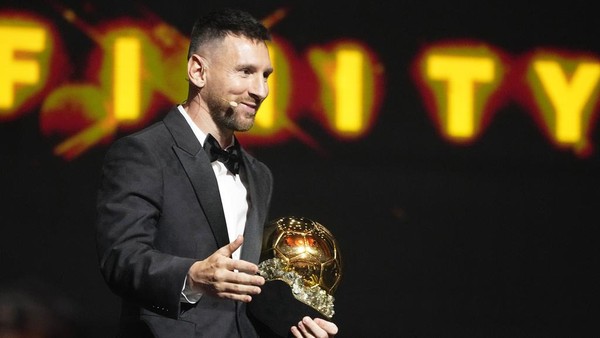 Raih Ballon d’Or Kedelapan, Messi: Ini yang Terakhir