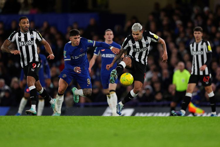 Menang Dramatis via Adu Penalti Atas Newcastle, Chelsea ke Semifinal Carabao Cup 2023/2024